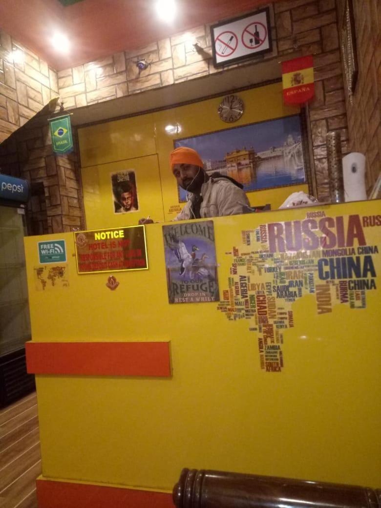 Wow Backpackers Hostels Amritsar Ngoại thất bức ảnh
