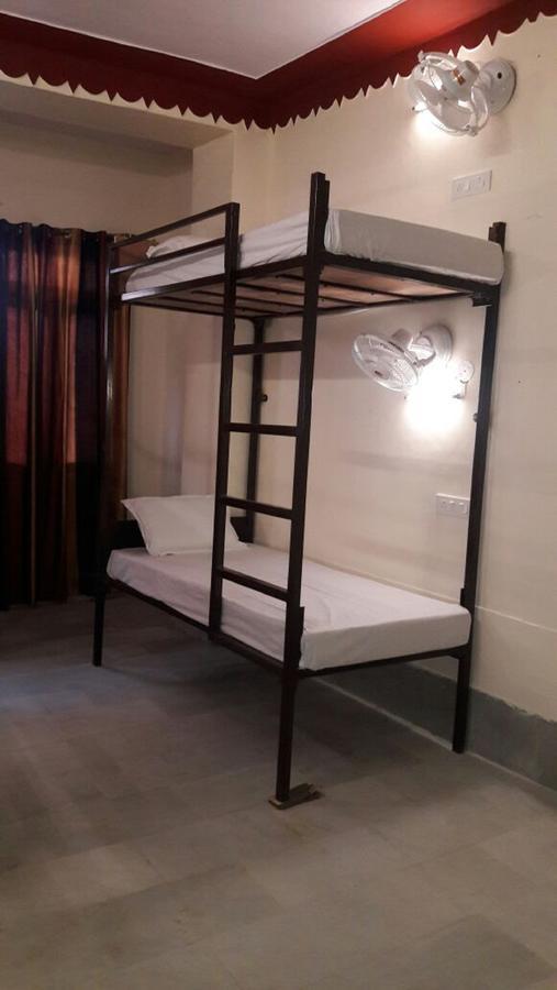 Wow Backpackers Hostels Amritsar Ngoại thất bức ảnh
