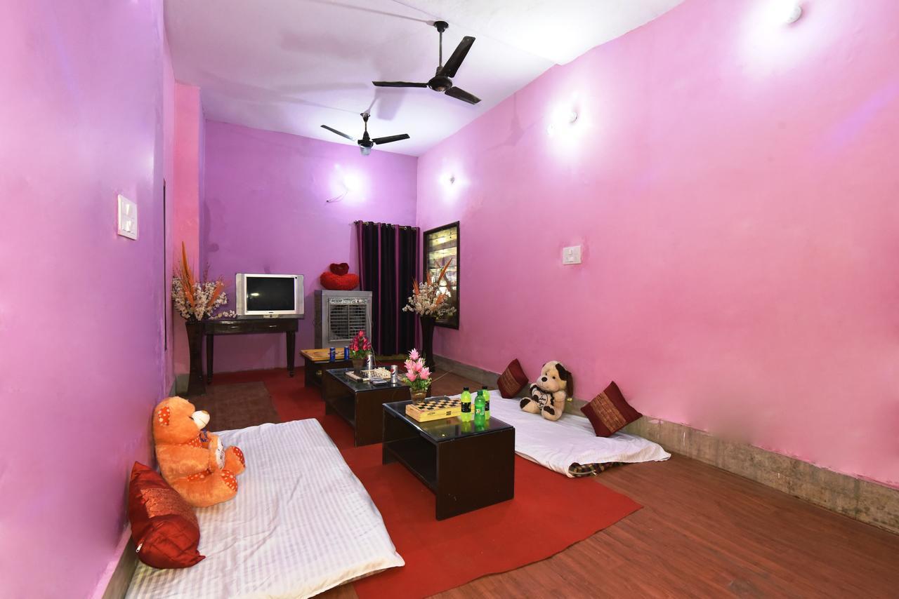 Wow Backpackers Hostels Amritsar Ngoại thất bức ảnh