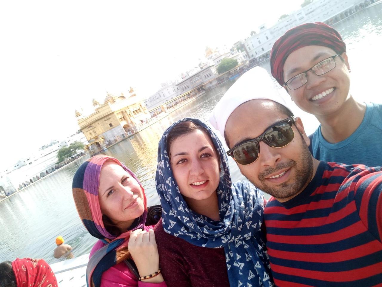 Wow Backpackers Hostels Amritsar Ngoại thất bức ảnh