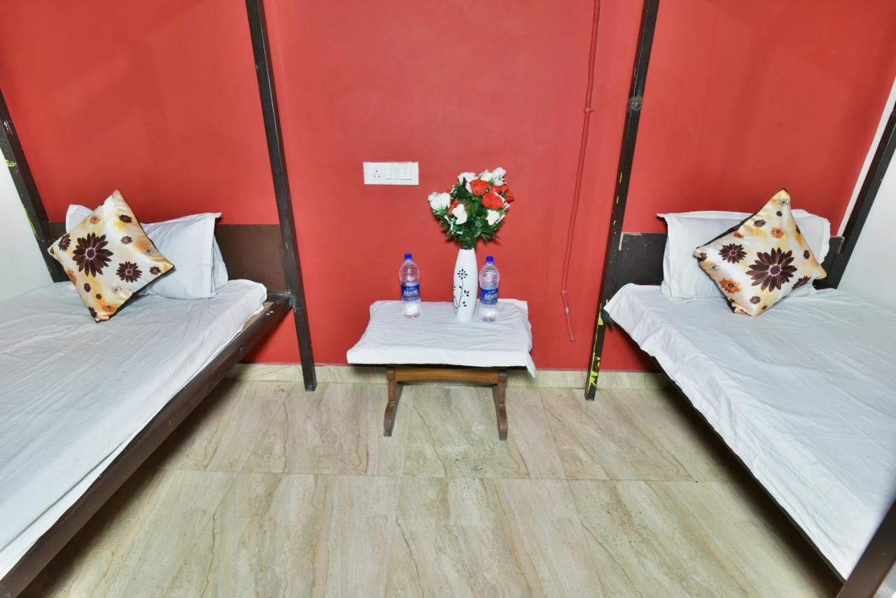 Wow Backpackers Hostels Amritsar Ngoại thất bức ảnh